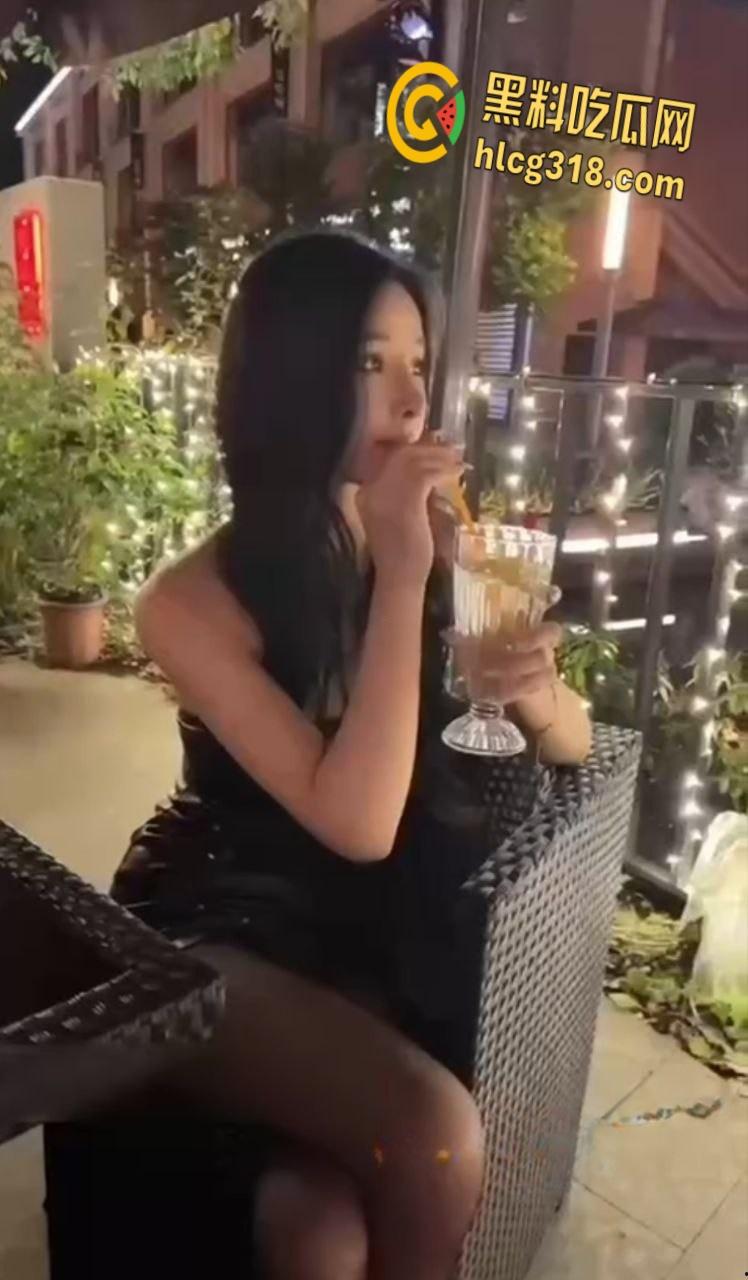 好兄弟在心中，你叫我一声兄弟，我老婆借给你随便玩3P！-1