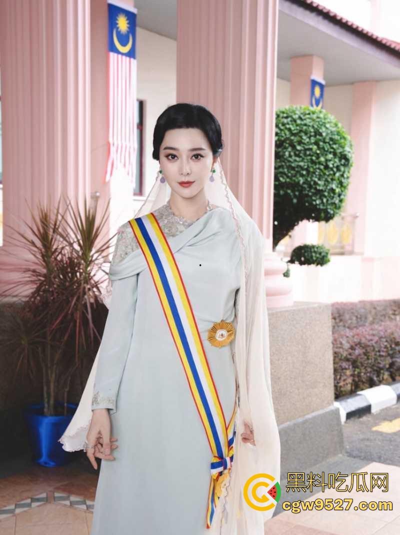 范冰冰马来西亚拿督勋衔，想起苹果本色出演真操，内娱天花板女演员，让我们重温一下哪个苹果的删剪片段！-6