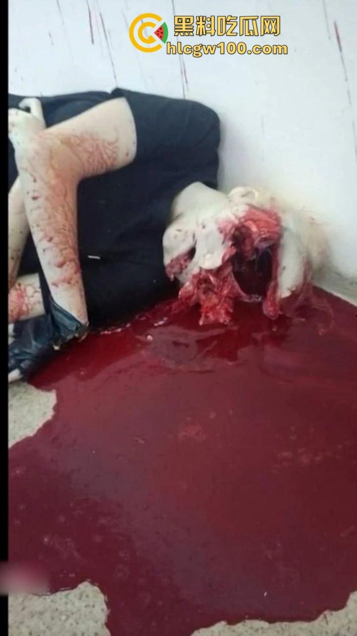 恐怖慎点！花季少女集本献祭 跳楼卧轨头身分离各种血腥自杀场面-17