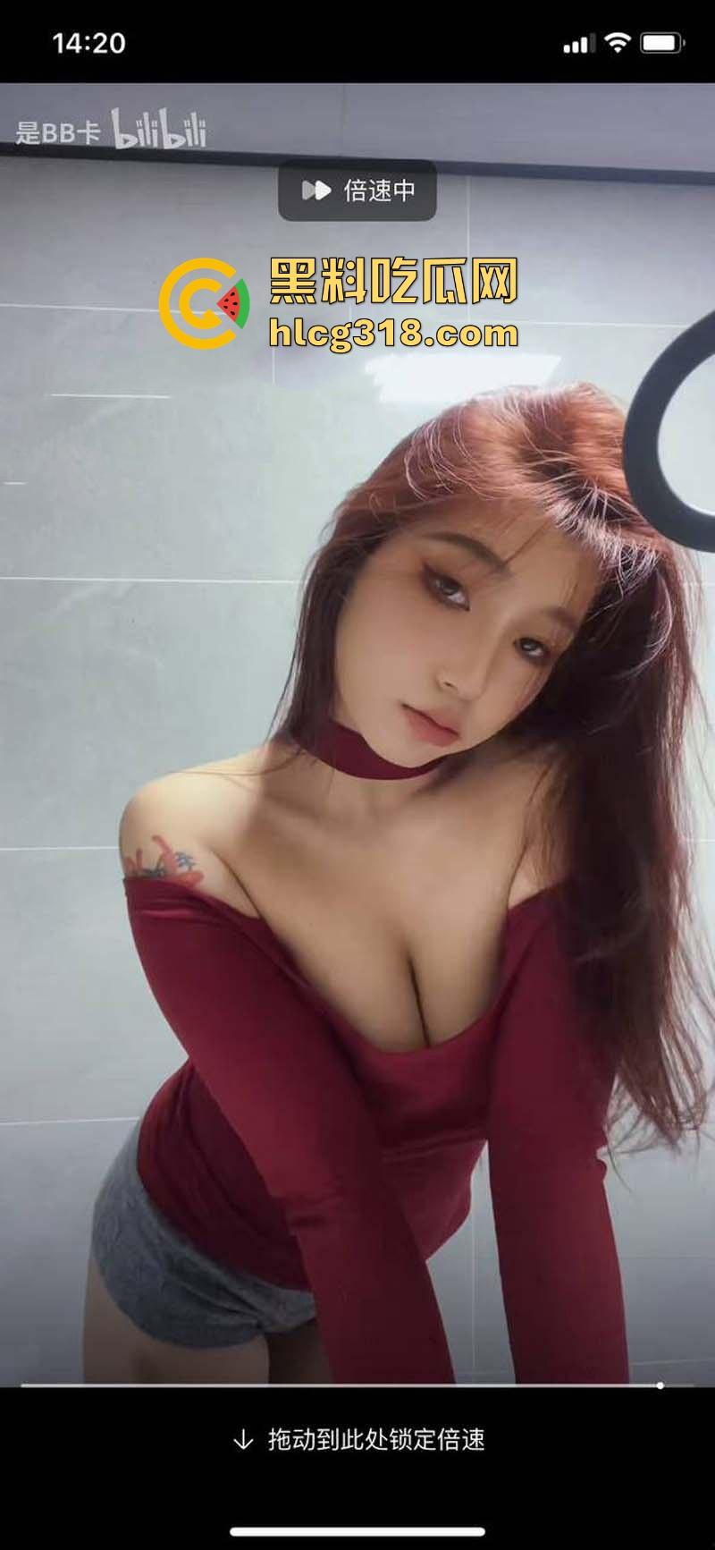 B站高颜值微胖网红【BB卡】定制大尺度私拍曝光！露点巨奶性感翘臀，红色战袍搔首弄姿，诱惑力十足-4