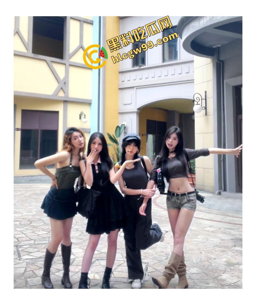 没有鸡巴的性爱！4位姐妹花反差婊骚鸡相约酒店大展身手，全裸淫荡互舔舌吻，女同的魅力！-2