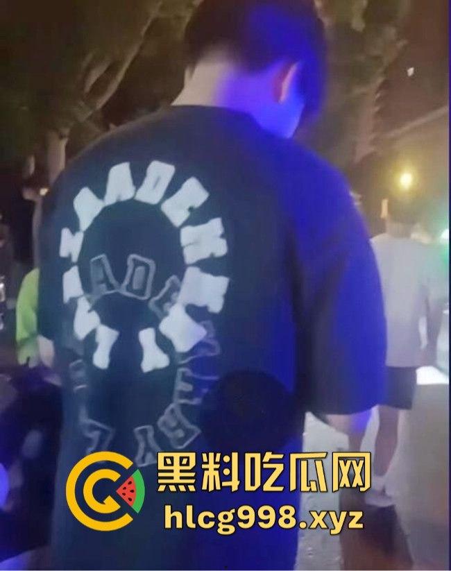 江西景德镇一家三口惨死富二代车轮下独家视频！180码飙车肇事者现场冷笑抽烟，还想用80万摆平一切！-21