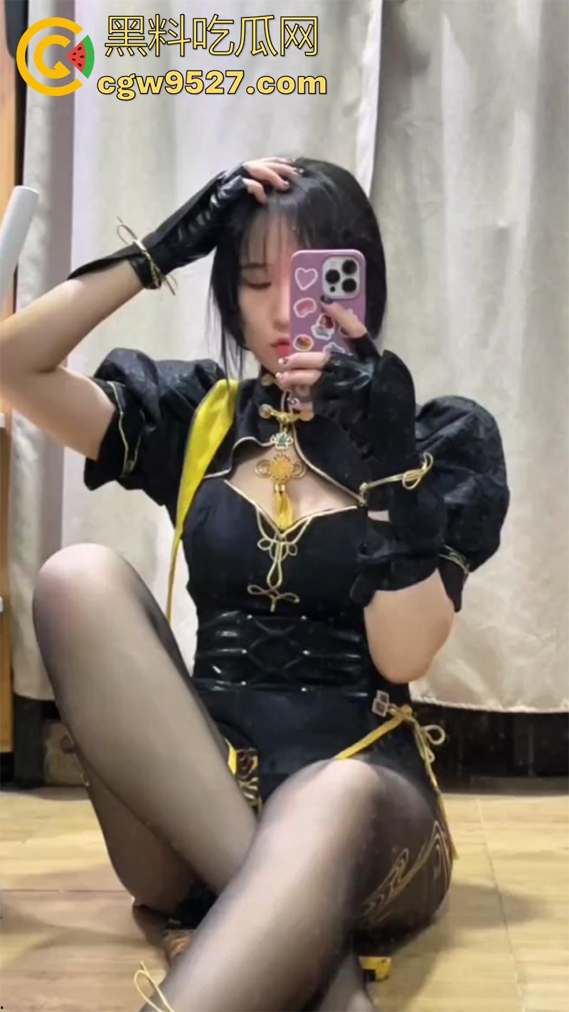 鲁东大学长腿御姐【苏佳玉】，颜值清纯可爱，但身材却高挑性感，穿上诱人黑丝真是没谁了！-6