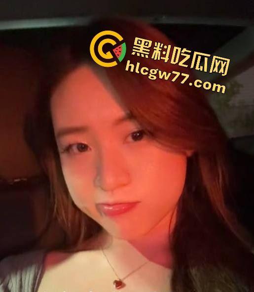 石家庄学姐变骚母狗！大奶肥臀，舔脚舔厕所+保安内射，BBW肥母猪万人公交车！-1