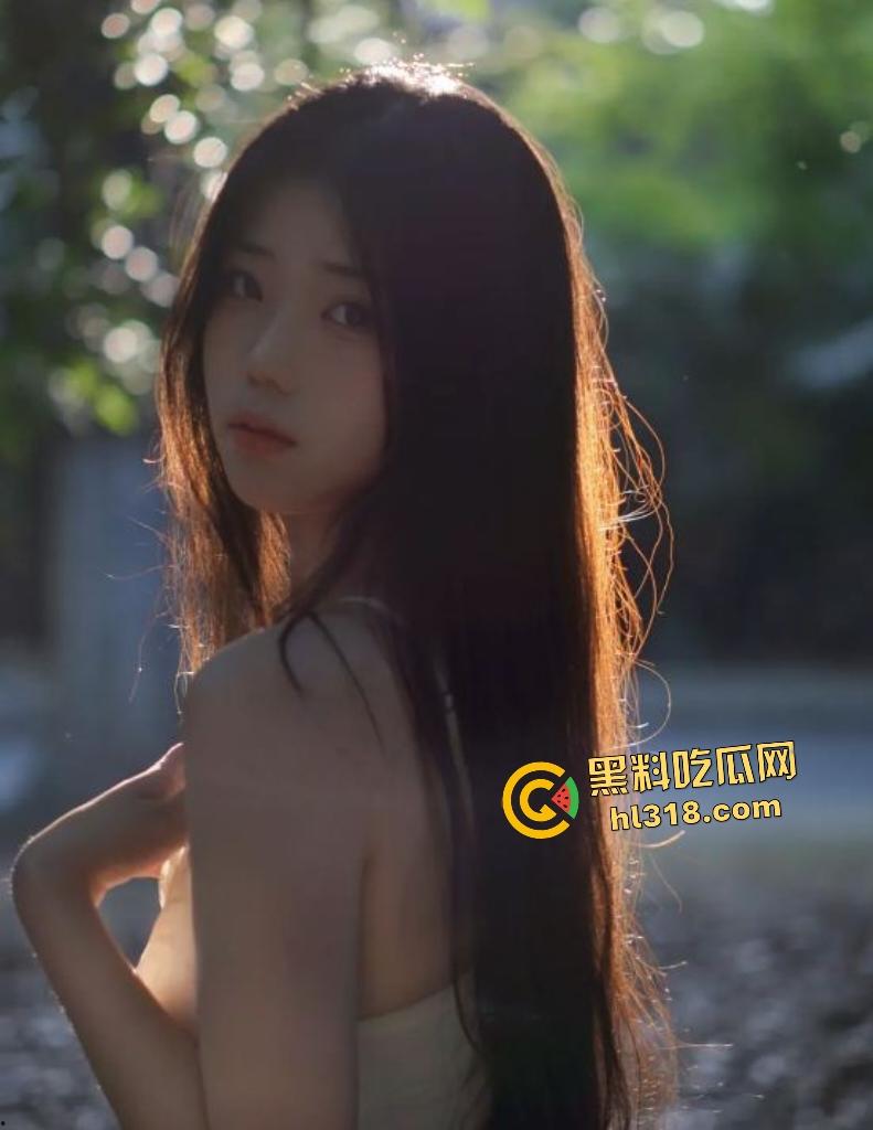 青岛长发文学硕士美女下海!揉胸掰穴挑逗金主,温柔呻吟被操到高潮,宛如坠入欲海的仙子!-2