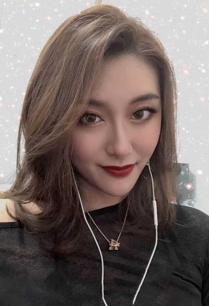 浙江超美车模【赵琴】被曝！人前女神人后母狗，口爆吞精，无套内射，这身材不看后悔死-5