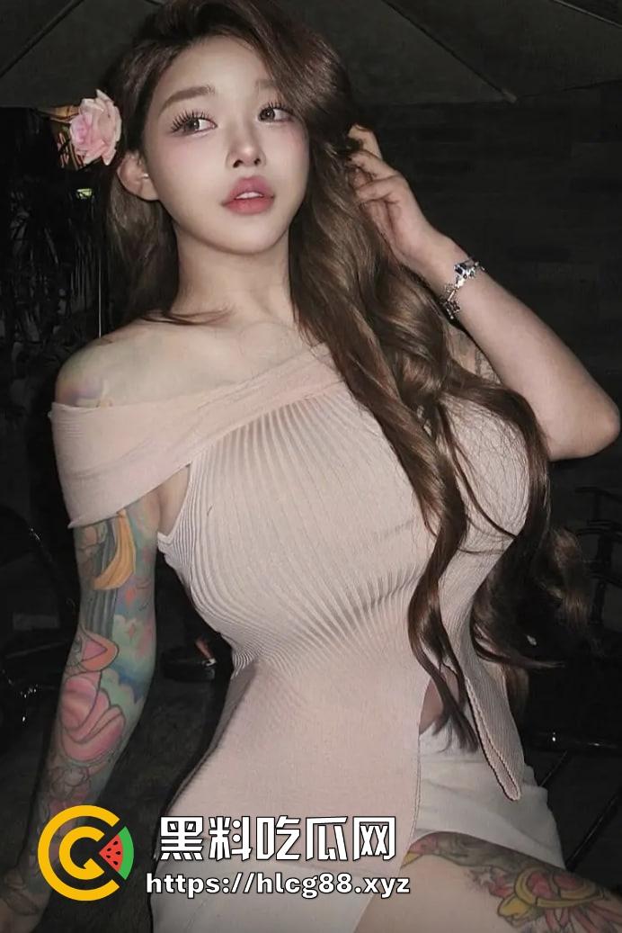 上海纹身骚婊『希希』逼烂野鸡，有钱操随便草，被大哥灌醉玩完扔街边，勾人来捡回去双飞肏！-6