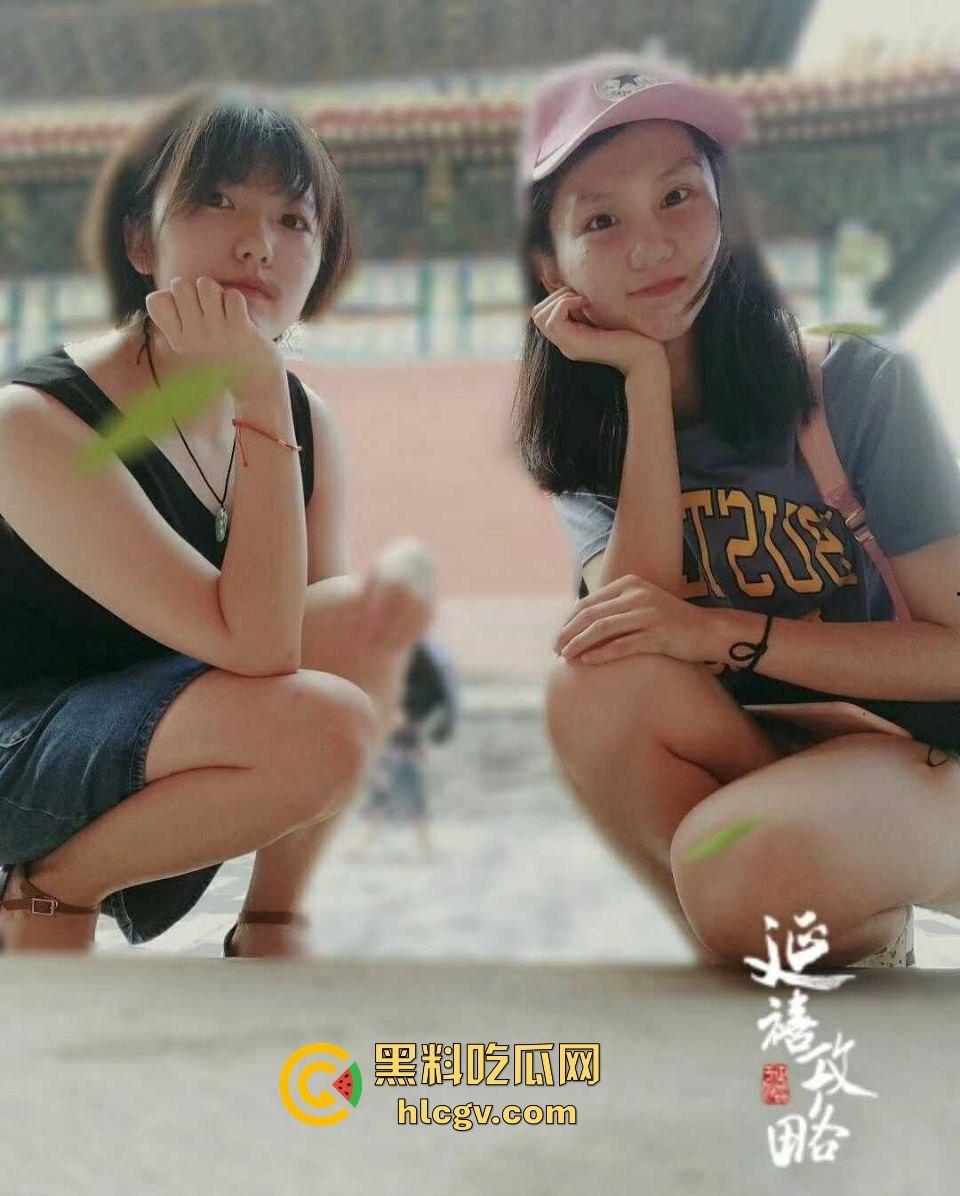 百度云惊现情侣口交后入泄密视频！清纯情侣私下骚得不行，展露隐藏的风骚一面！-4