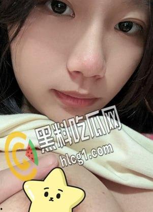 抖音快手几十万粉丝网红 太子妃 高中生时期自拍流出 丰满的奶子粉嫩的鲍鱼很骚气 老弟太正点了！-6