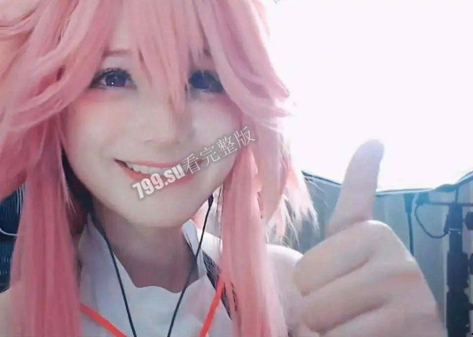 B 站网红 秃崽 被爆拿粉丝的钱与富哥啪啪-19