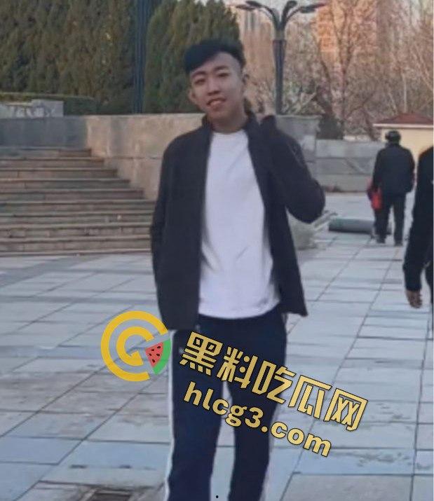 石家庄桥西区精神小伙『陈子豪』诈骗曝光！288元拜师费坑粉丝，暴揍视频真解气！-4