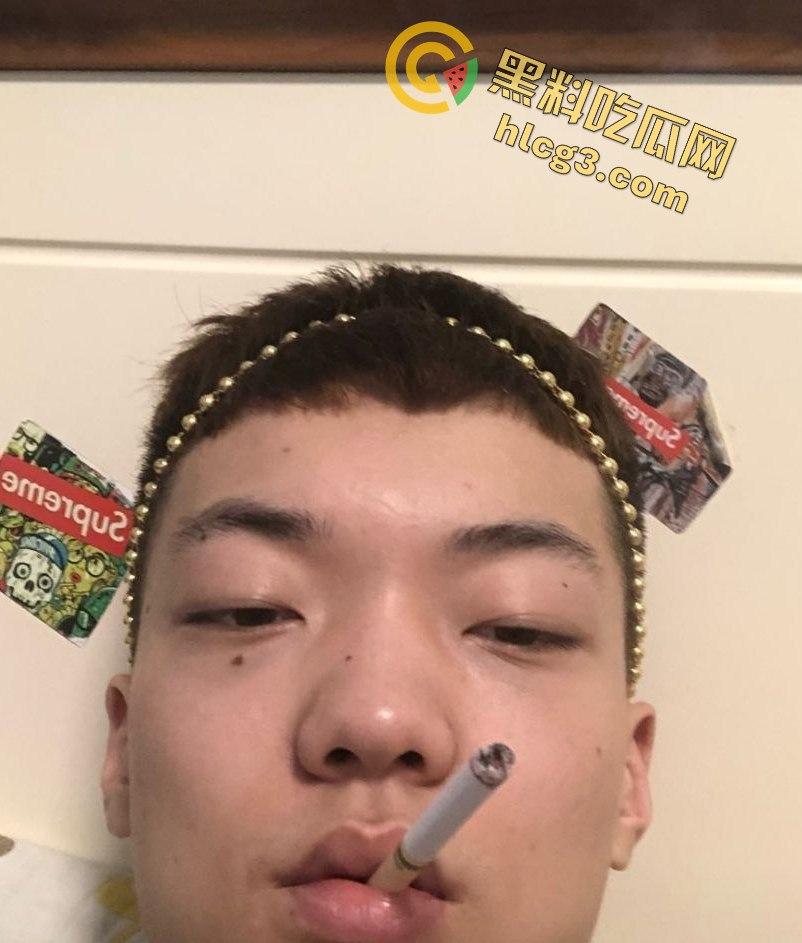 石家庄桥西区精神小伙『陈子豪』诈骗曝光！288元拜师费坑粉丝，暴揍视频真解气！-5