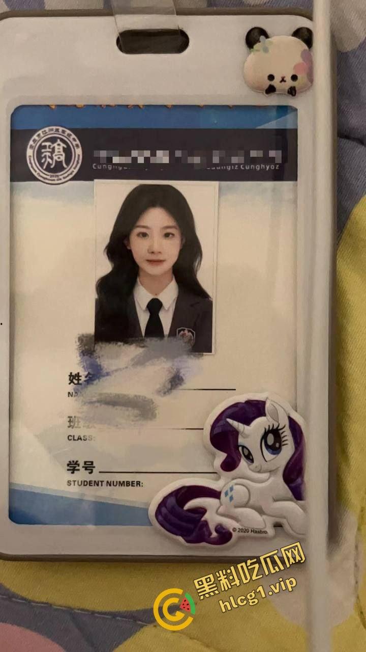 常平高级中学清纯少女『宁瑶瑶』刚步入大学 就被学长约去酒店爆操 射了一屁股!-1