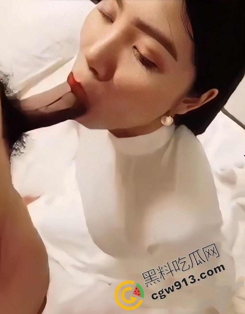 火热辣妈的放纵诱惑！骚母狗妈妈淫态撩人，浪逼被狂操喷汁，高潮浪叫鸡巴硬到炸，欲火焚身爽翻天！-3