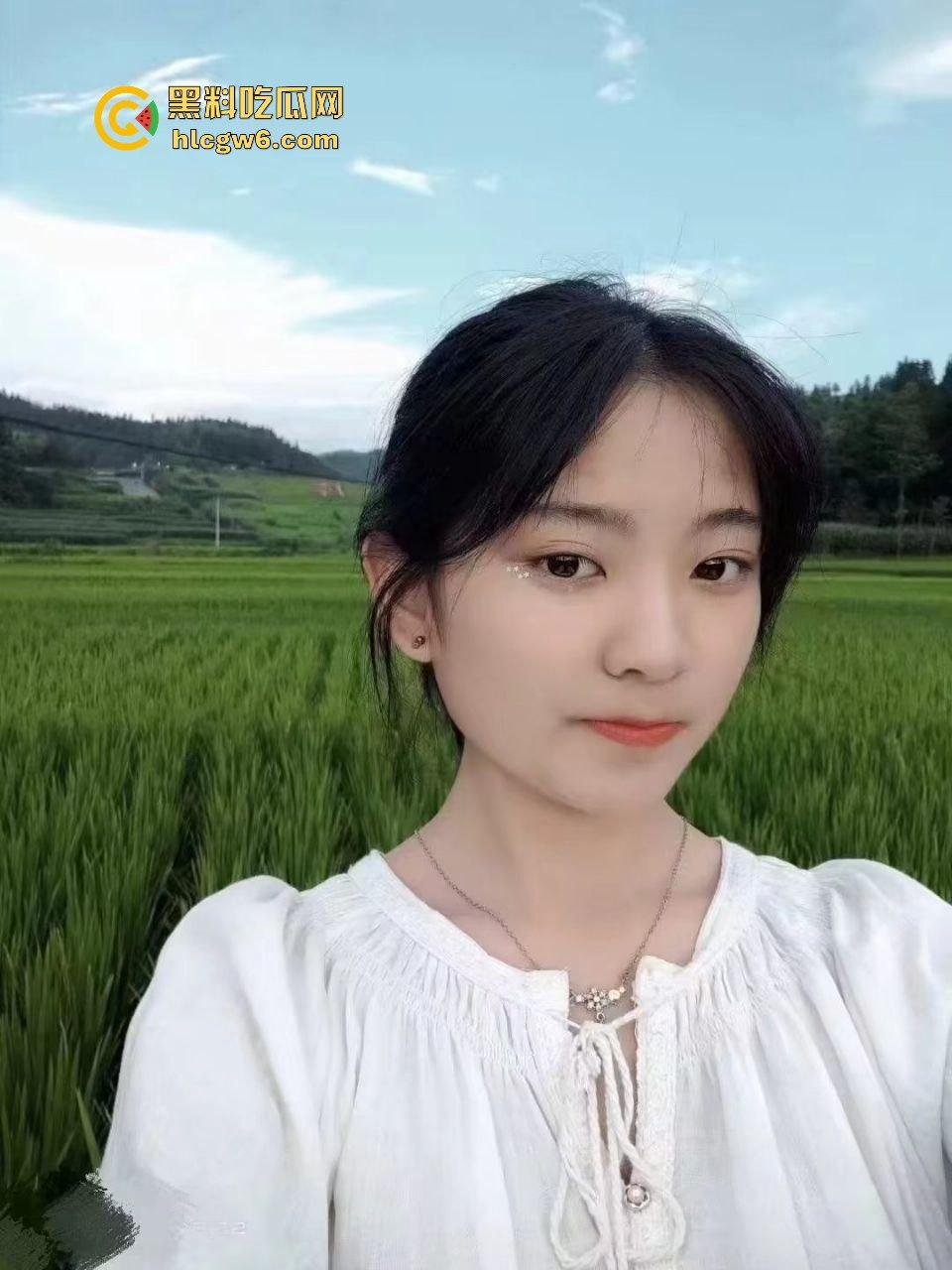 贵州财经大学商务英语大一学生【常雪】私密视频流出!想不到私下是巨乳白虎-13