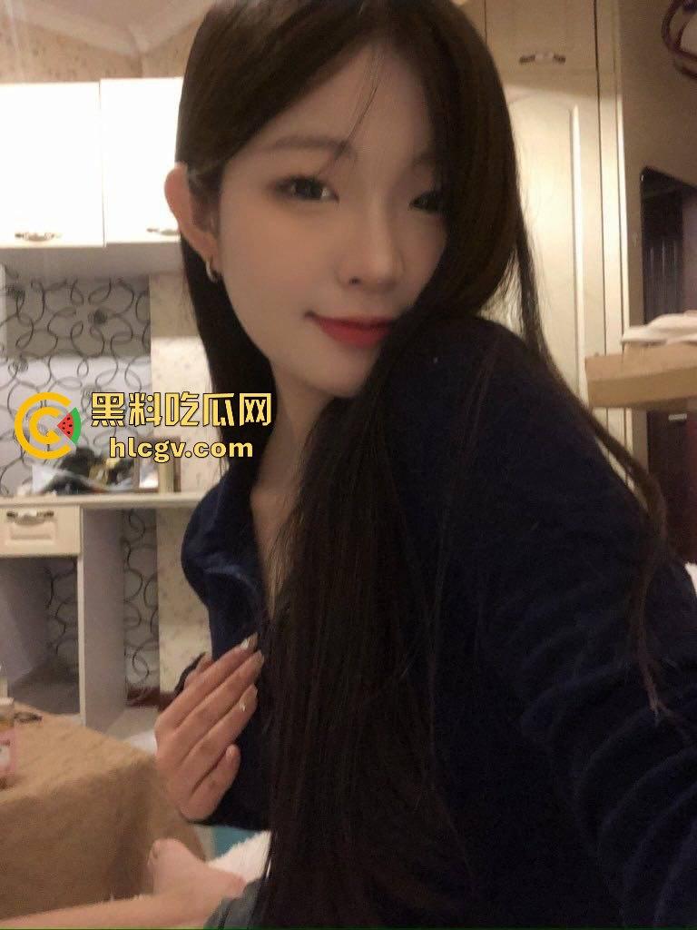 商丘陶瓷学院大二清纯婊『李悦』校外小屋约炮视频流出！大长腿翘着任操，翘臀任男友狂操，玩得又浪又湿！-3