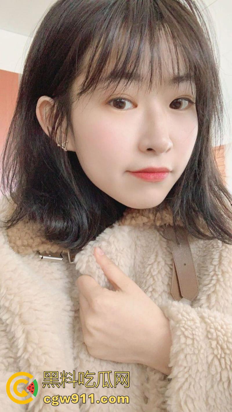 家长会勾引孩子老师，湖州骚母狗【于意婷】，大奶翘臀身材极品，被学生家长调教成母狗，穿情趣内衣的样子太诱人了！-1