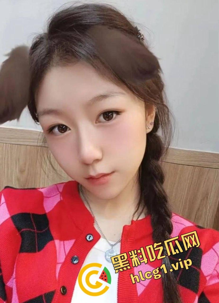 四川成都KTV陪酒小公主『范若琪』被客人绑成母狗用手指强奸 甜美少女在KTV沦为玩物-2