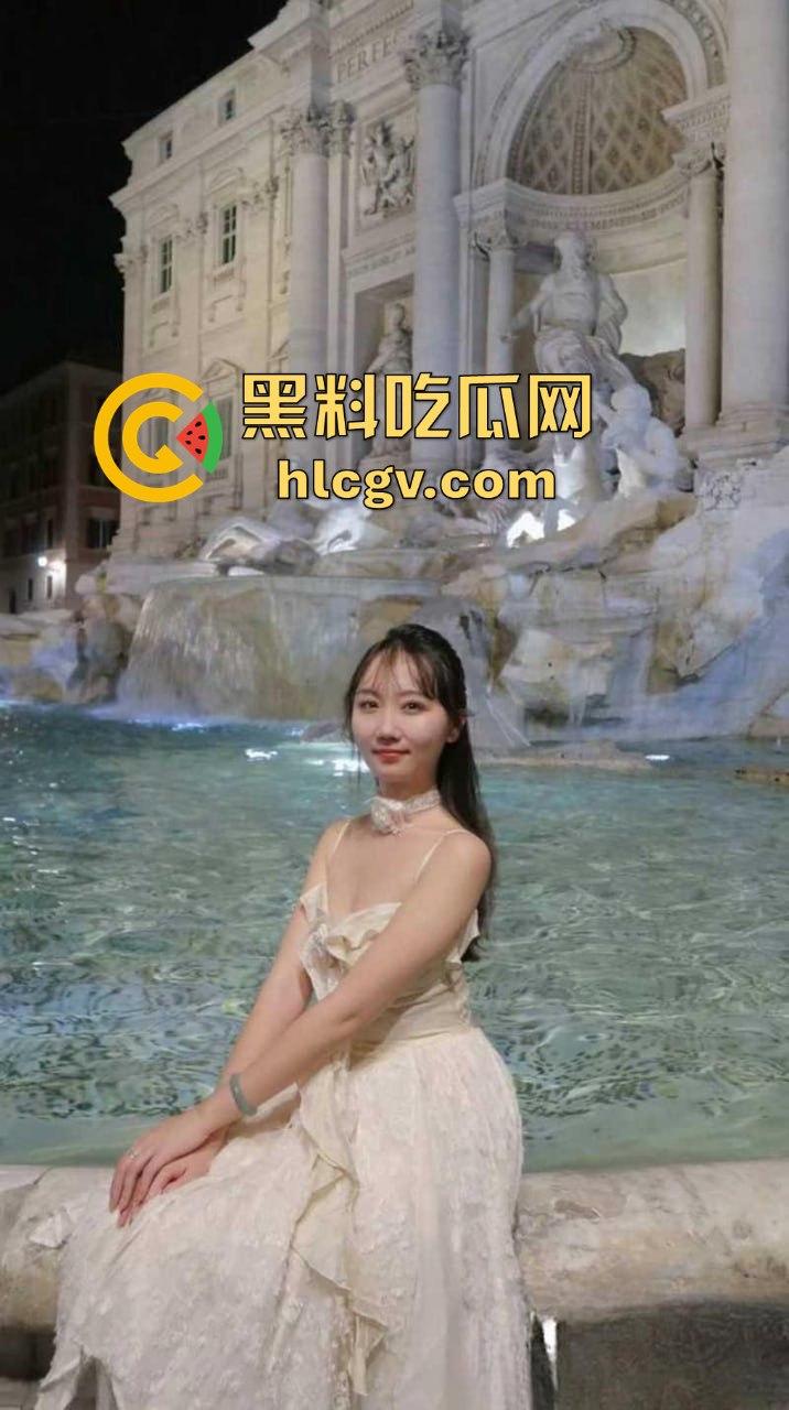 留法骚婊子『赵瑶金』被包养玩SM，肛门吞矿泉水瓶私拍泄露！这洋屌扩菊计划真是开了眼！-1