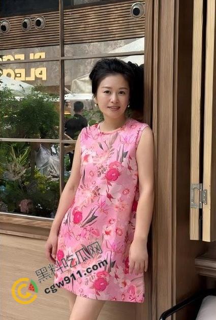 海角乱伦大神！大胸嫂子会喷水，微醺状态中的嫂子，骚逼狂野，敏感异常，高潮连连失禁-2