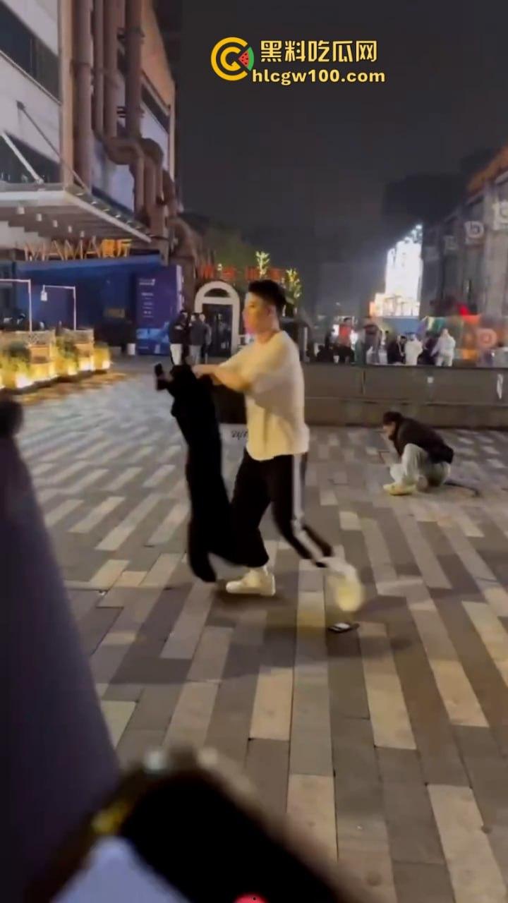 成都男gay为爱冲锋 一群骚肛大混战 渣男为护男三爆打原配 捅过的菊花说忘就忘了吗？-5