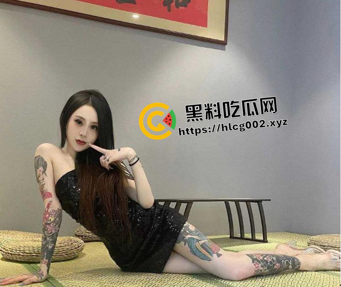 快手网红【夏芯琦】厕所门！毒龙钻大哥后门 被金主无套中出 纹身小太妹就是有感觉-8