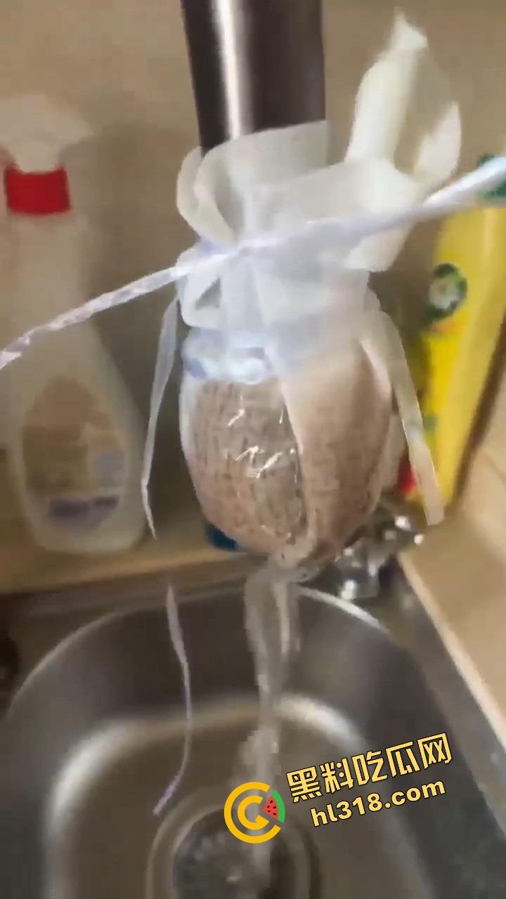 杭州余杭区自来水一夜变屎汤，老百姓刷牙直接口对口传承，做饭一锅屎，洗澡原地泥浆浴！-12