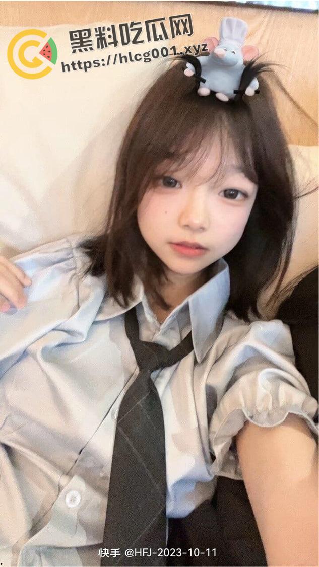 广东惠州技师学院【黄志琴】快手小网红 精神小妹反差自拍被男朋友流出 好东西就要大家一起看-5