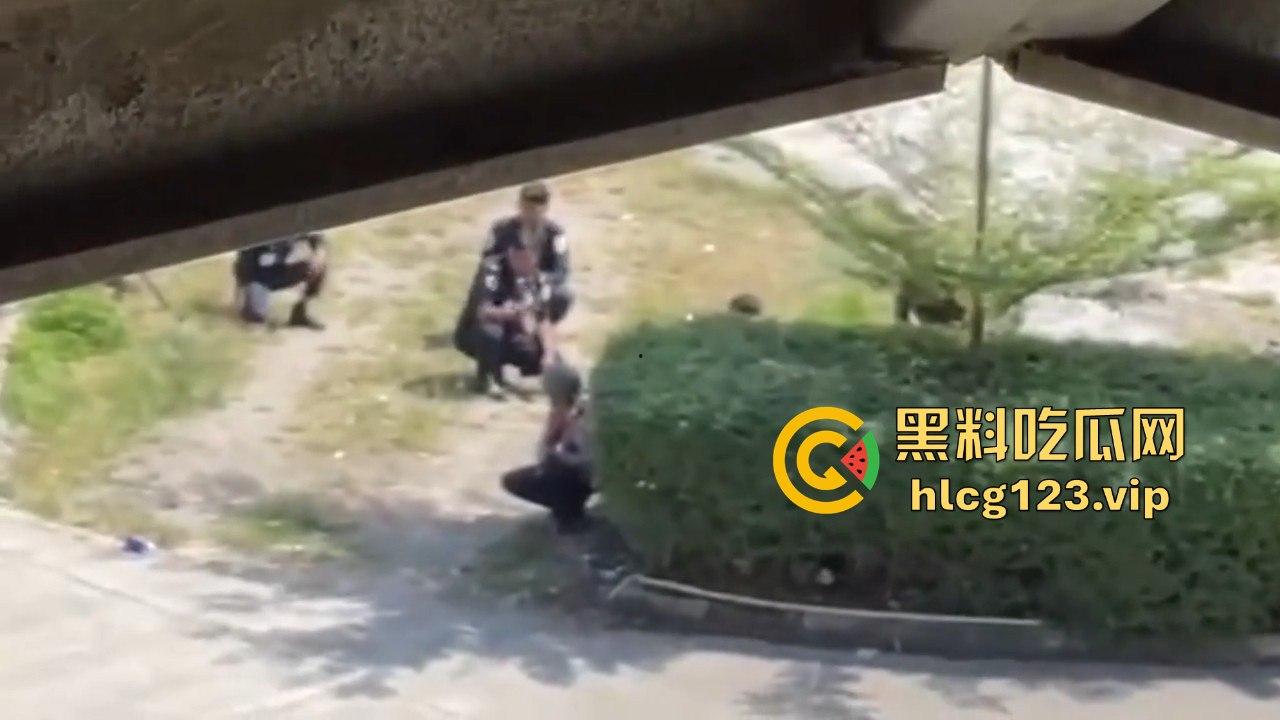 民兵团为保护诈骗窝点跟正规军火拼,诈骗窝点陷入枪战,猪仔解救行动正式打响!-7