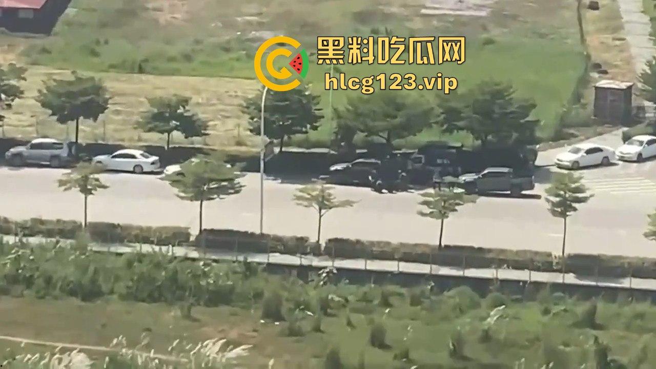 民兵团为保护诈骗窝点跟正规军火拼,诈骗窝点陷入枪战,猪仔解救行动正式打响!-11