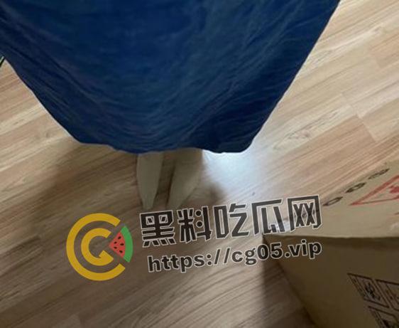 新时代裹脚女性!00后女生爱上裹脚 推特分享裹脚经历 把脚缠到骨折变形 吓人!-8