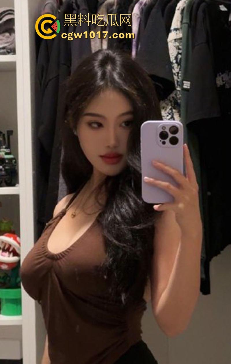 富二代约炮调教深圳极品车模,高颜值御姐化身小骚猫,SM捆绑足交贞操笼轮番上阵,白虎嫩穴无套狂操。很反差!-2