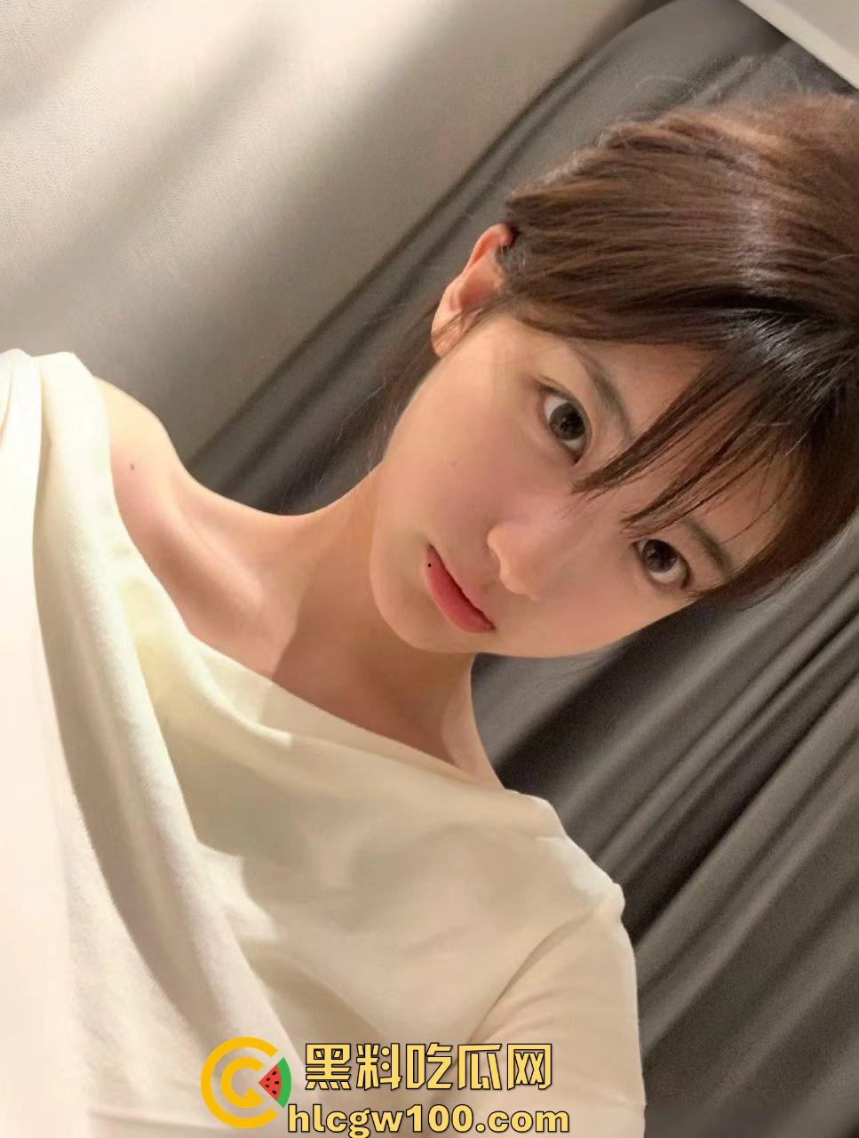 广州驾校惊现变态教练,潜规则精神小妹学员,驾校户外裸奔调教玩黑木耳抽烟吞吐,不骚不给过科目二!-2