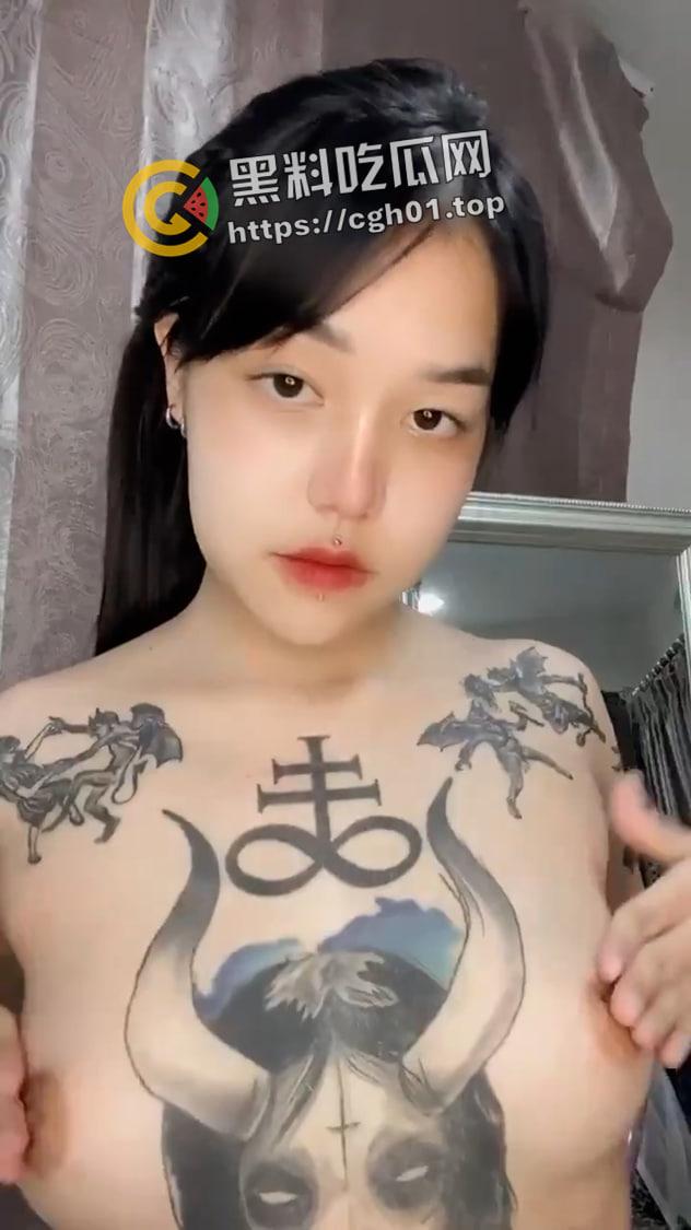 北京网红模特 纹身小恶魔疯狂榨精 女鬼上身榨干精气 这谁顶得住-14