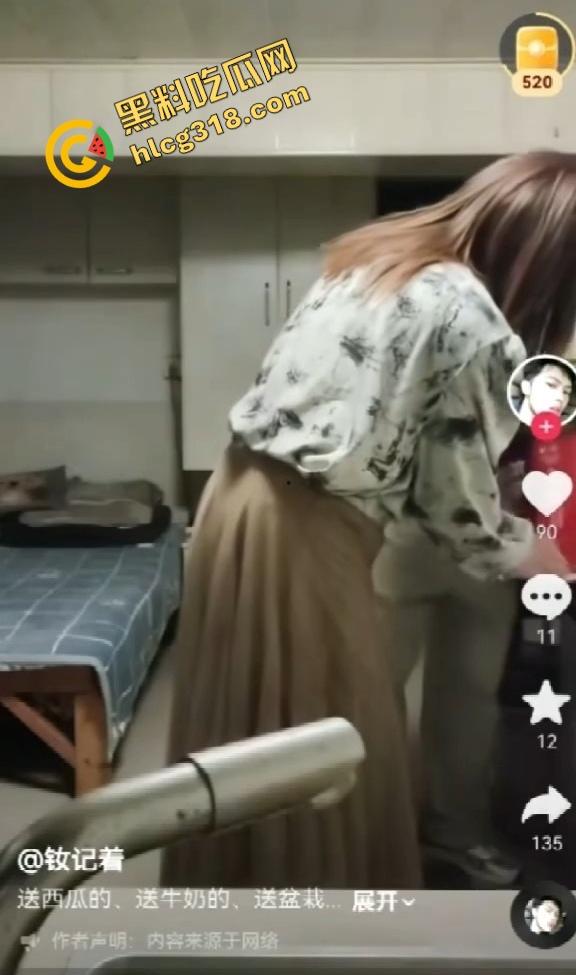 伪娘阿红逆天操作男装女扮钓直男,爆肏拍片一千部,敢约的全被玩废,号称伪娘界的终极掏蛋机!-5