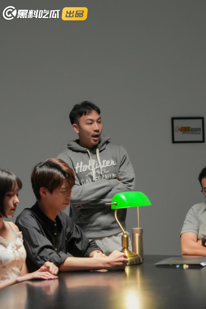 《疯狂小杨哥之三只羊的淫乱秘辛》正片第八集+幕后花絮 每日一集!精彩不断!-4