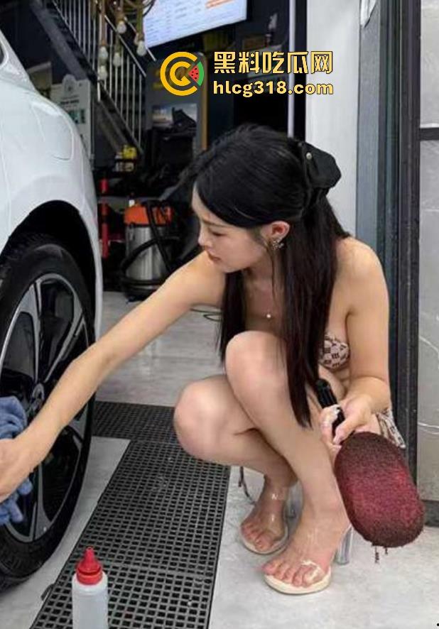 朋友洗车店推出美女比基尼洗车,去光顾一下把车洗了,随便把洗车模特拐回家把我小弟也洗一下。-8