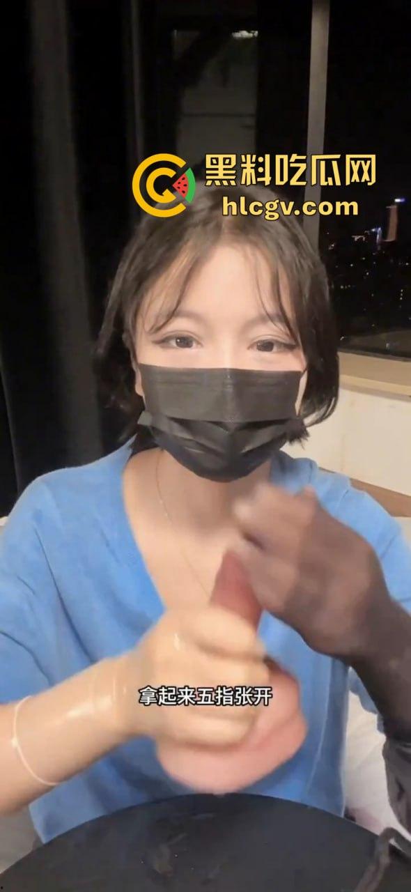 黑料小课堂教你打飞机PLUS版，丝袜玩法骚到极致，一天到底打几次飞机合适？这一课绝对不容错过-2