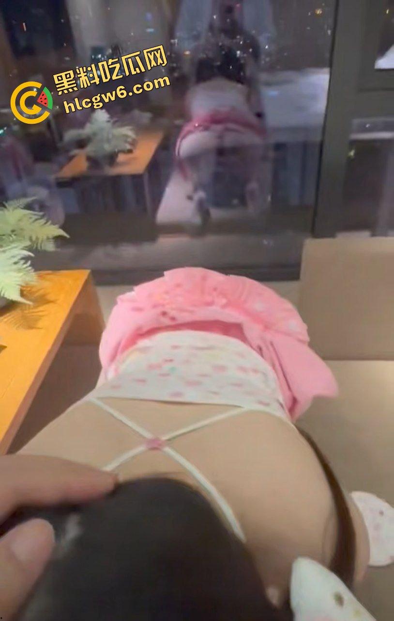 抖音极品双马尾小萝莉反差少萝『乃酱』福利姬身份泄密 舔吸金主鸡巴后入爆操！独家曝光流出！-4