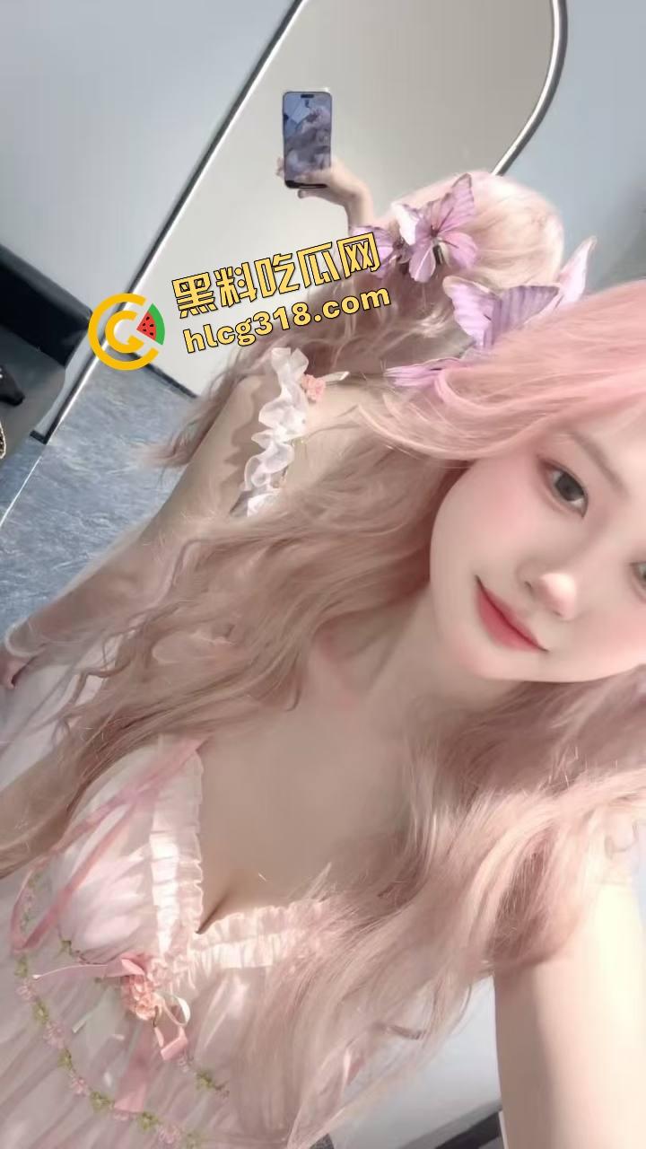 牛逼情侣把儿童乐园当野鸡窝,俩人操得像荡秋千,年轻人技艺高超做爱,监控也是录得一清二楚!-1