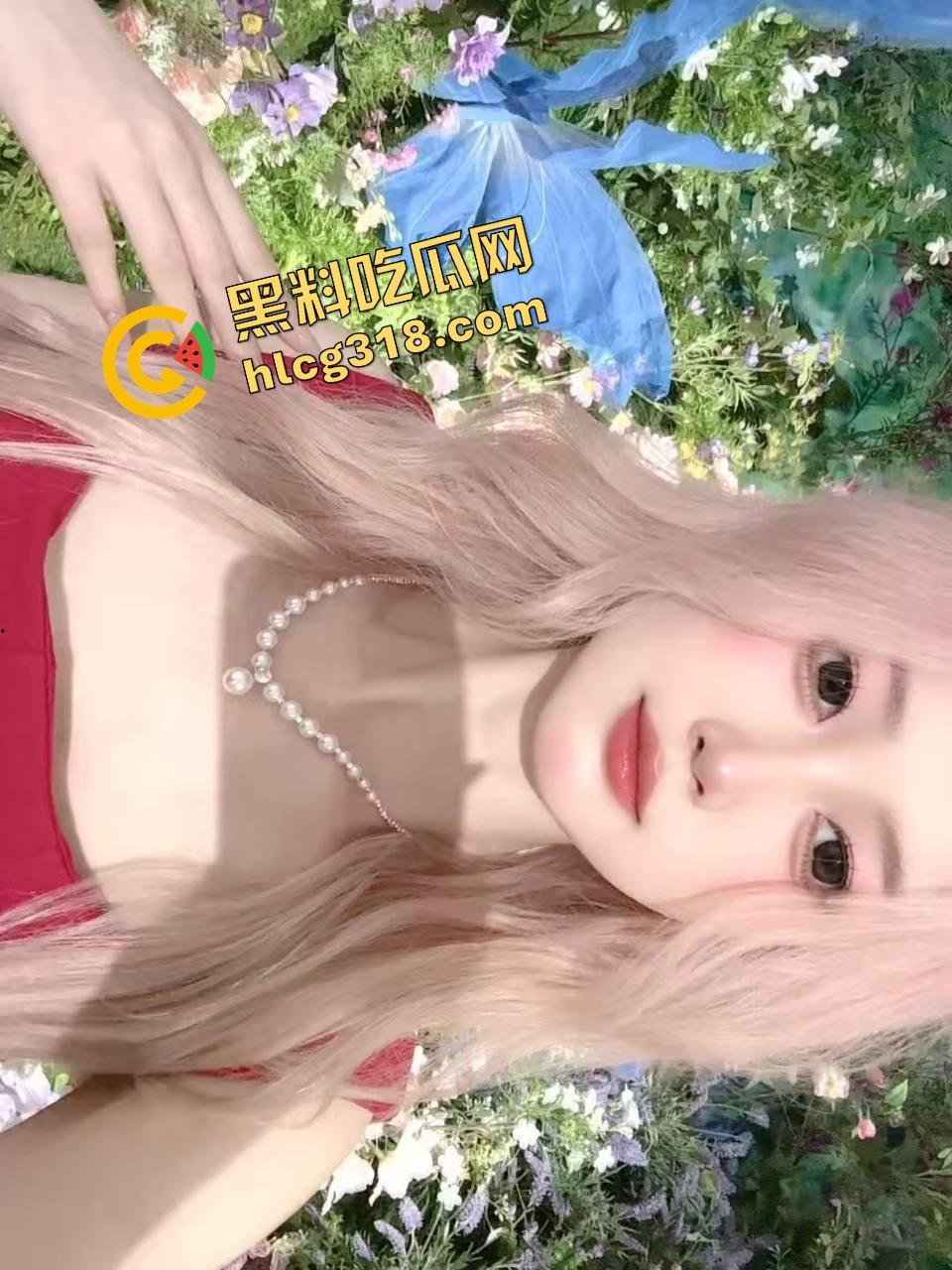 牛逼情侣把儿童乐园当野鸡窝,俩人操得像荡秋千,年轻人技艺高超做爱,监控也是录得一清二楚!-3