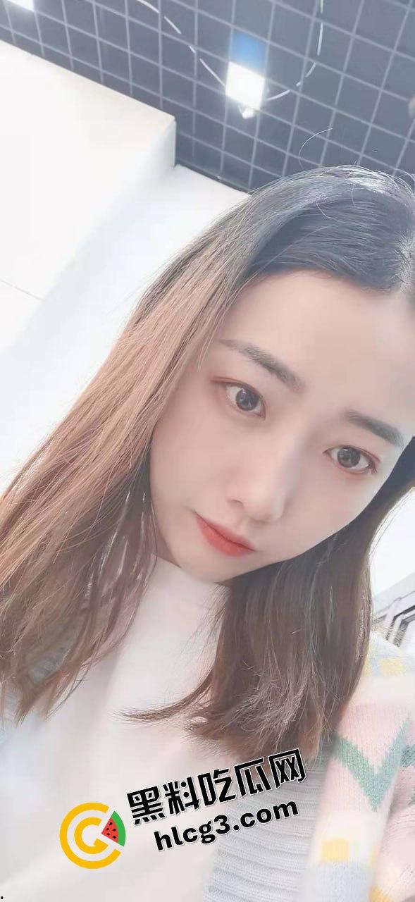 唐山98年无业极品反差婊『李煜』与男友家中记录性生活 遭泄密流出-2