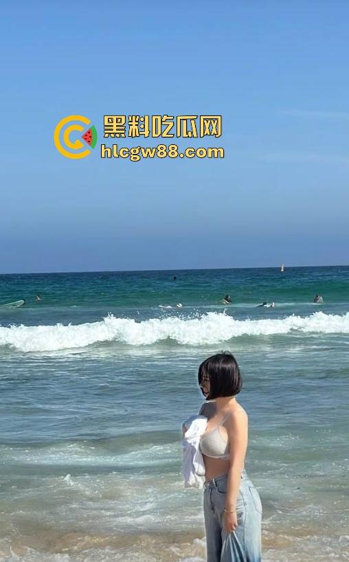 抖音巨乳肥臀反差网红坐拥97万粉丝【兔兔1104】线下约啪肥臀后入 揉奶抖臀 淫叫不断!-11