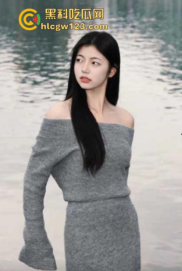 海角乱伦大神 御姐驯兽师新作 欲壑难填的性感堂姐甘愿沦为弟弟胯下母狗！-1