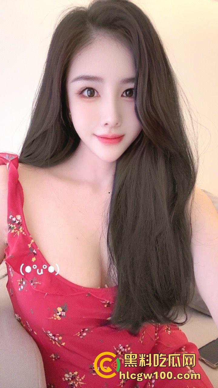 南宁大佬骑36D奶下属『 马徐婷 』巨乳大胸晃得节奏感炸裂，这胸晃得比蔡徐坤运球还6！-7