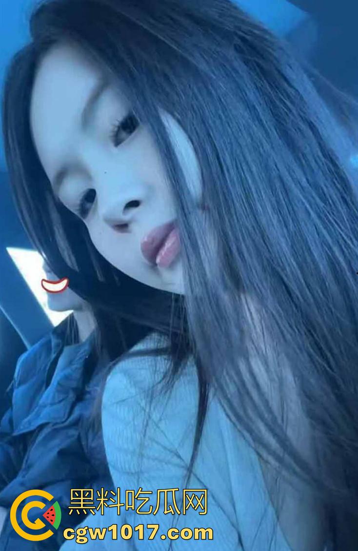 湖北荆州夜店母狗【黄媛媛】，身材性感颜值清纯，刚认识两天背着男友约炮，在酒店疯狂做爱，吃鸡技术堪称一流！-2