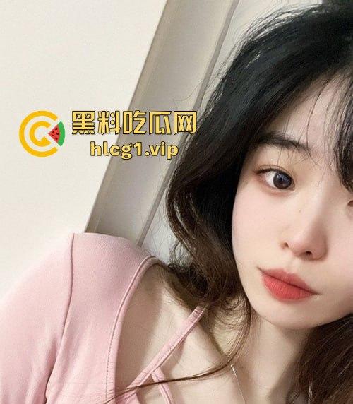 瓜友爆料约了个技校02年清纯妹，外表无辜其实援交老司机！那叫声简直让人顶不住！-4