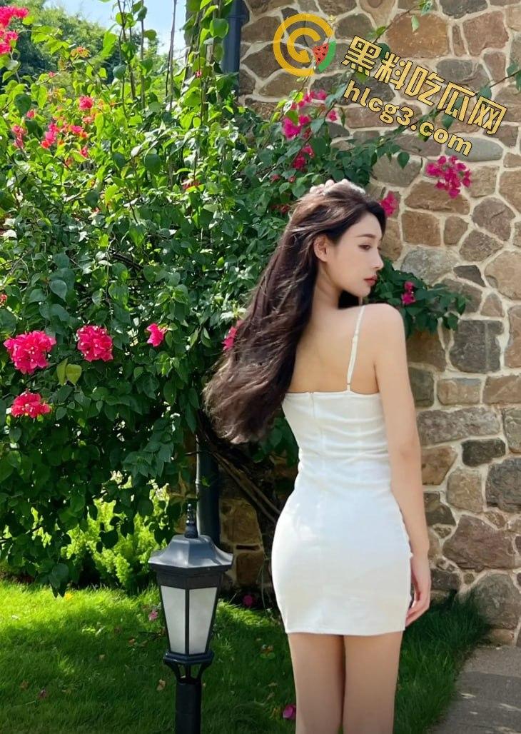 抖音巨乳安吉拉猪猪无内真空直播！西瓜般的大奶子故意漏点引爆全网-10