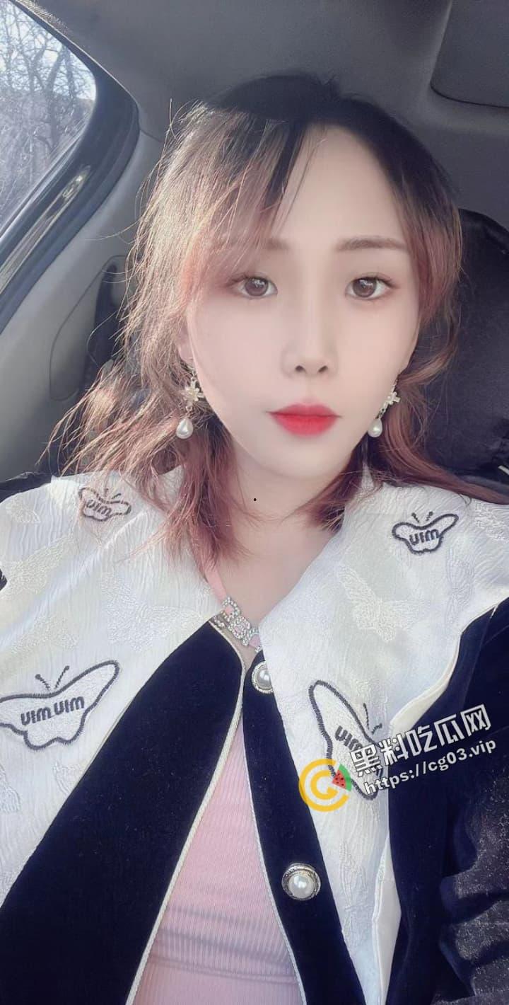 广东潮汕恒大名都美艳少妇【朱晓燕】生娃后出轨跟业主群的老王搞上了  后被老公发现曝光性爱视频！-4