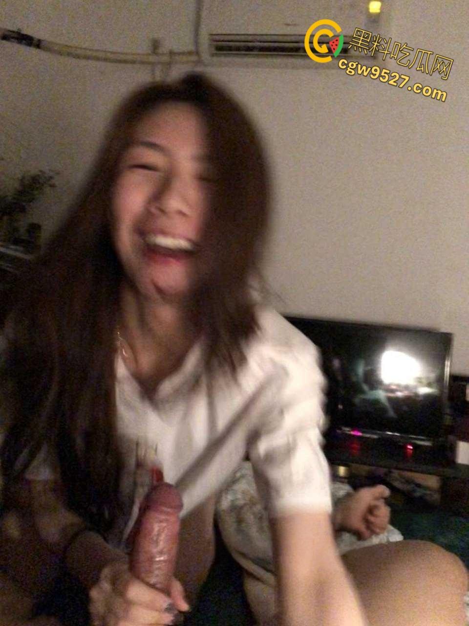 浙江外国语学院【Marry】，高气质模特身材反差婊，与男朋友校外同居日常，性感翘臀被后入狂操 ！-5